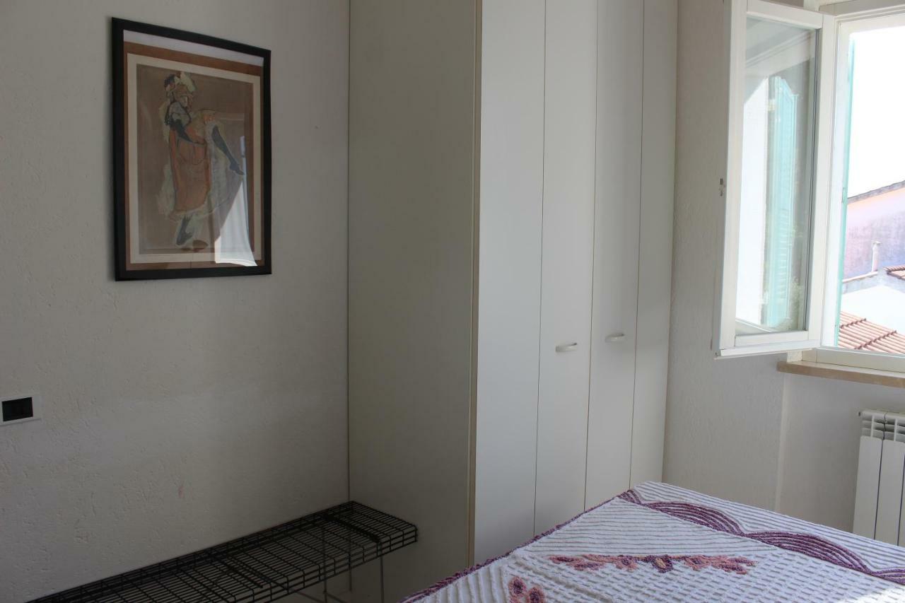 ヌマーナBilo Frank - Delizioso Bilocale Con Terrazzo Vista Mareアパートメント エクステリア 写真